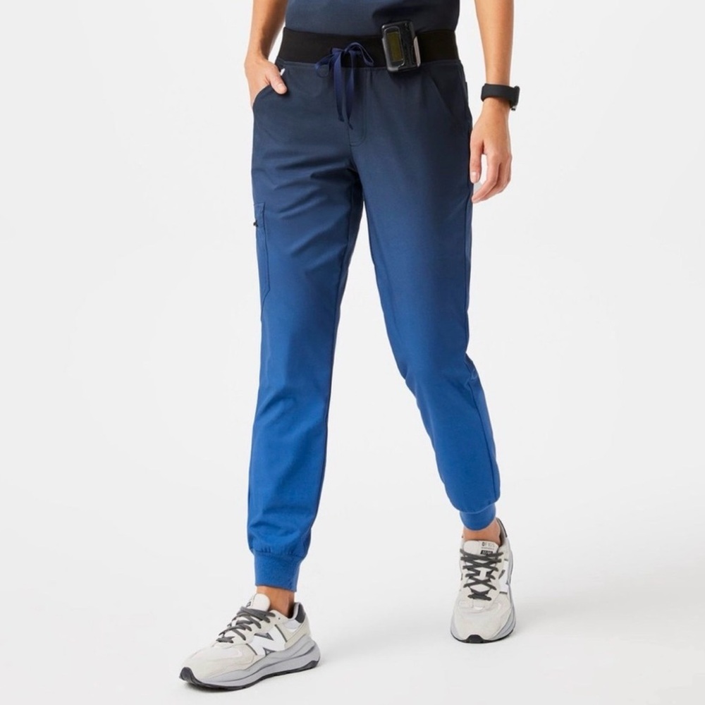 Figs FreeX Zamora Scrub Jogger Pants Ombré